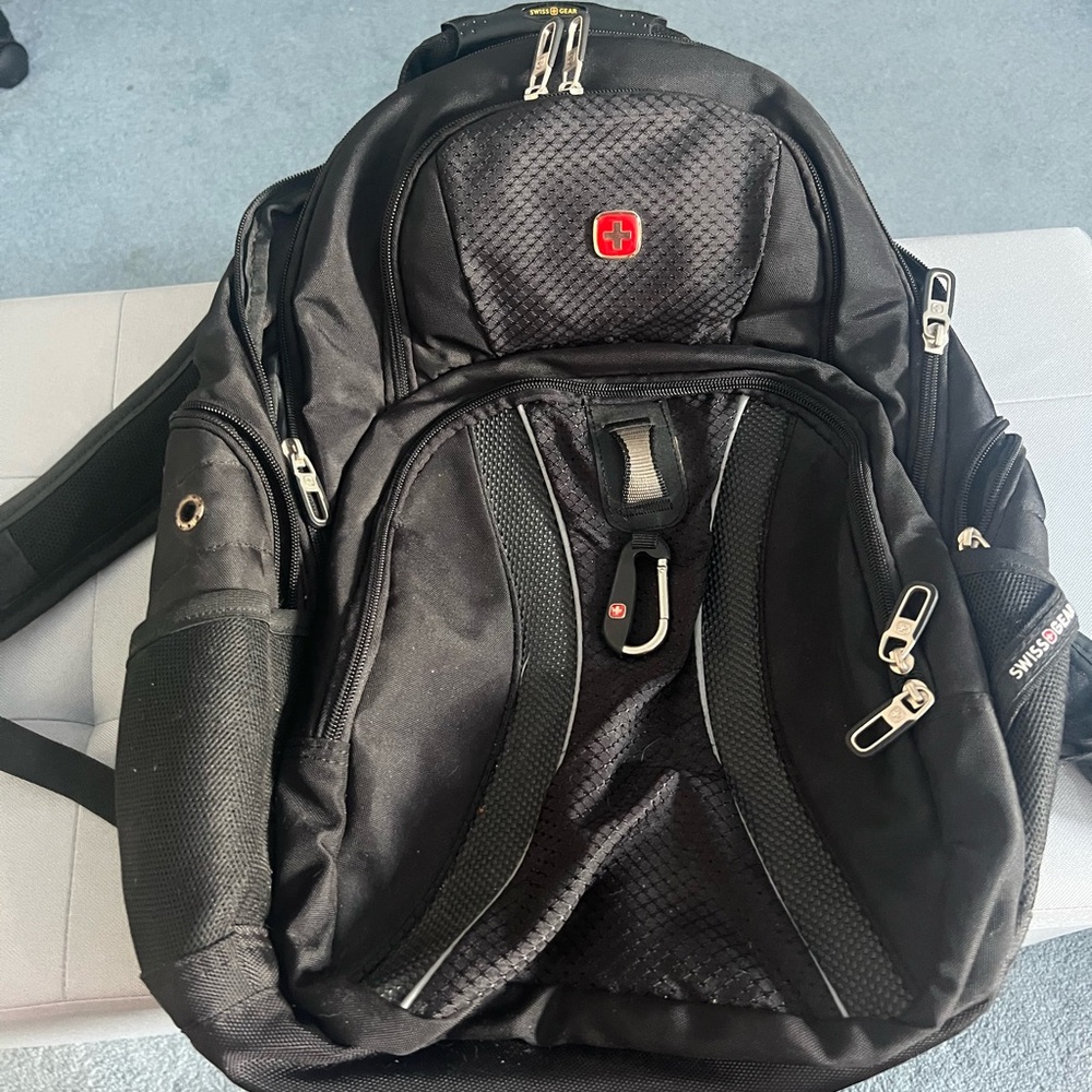 SWISS GEAR BACKPACK!!!